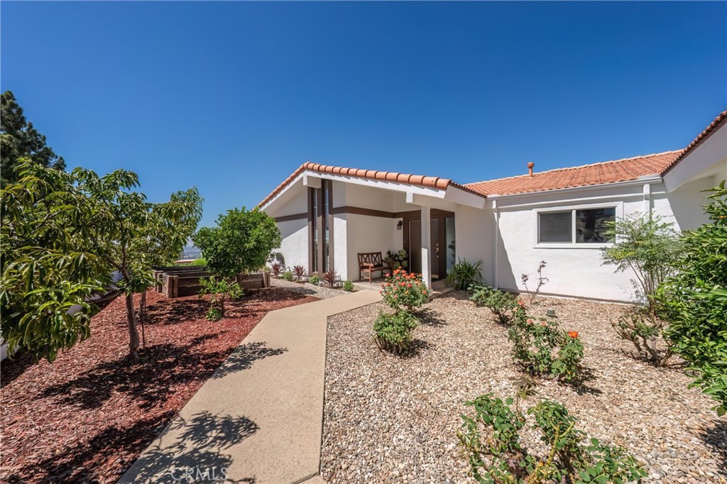 2817 N Mountain Avenue, Claremont
