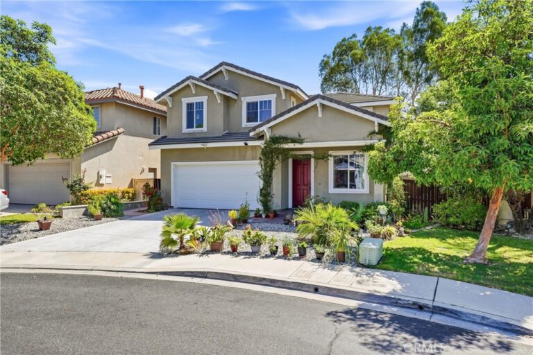 2822 Parksquare, Pomona