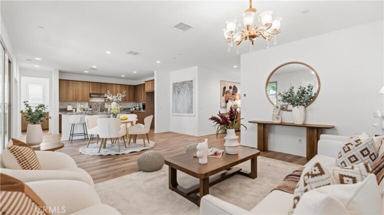 2931 E Silver Sky, Ontario