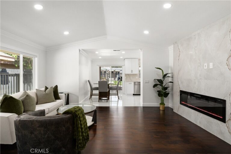 3004 Cardamon, Rialto