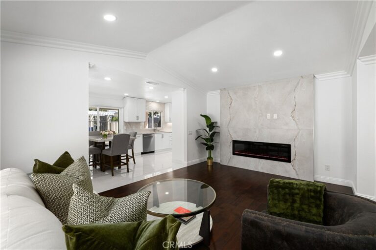 3004 Cardamon, Rialto