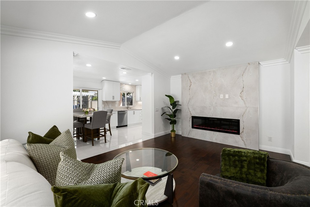 3004 Cardamon, Rialto
