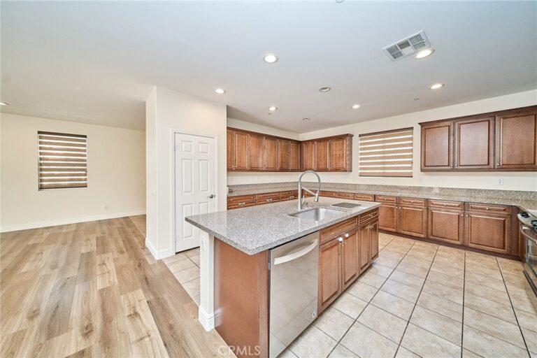 3051 E Via Corvina, Ontario