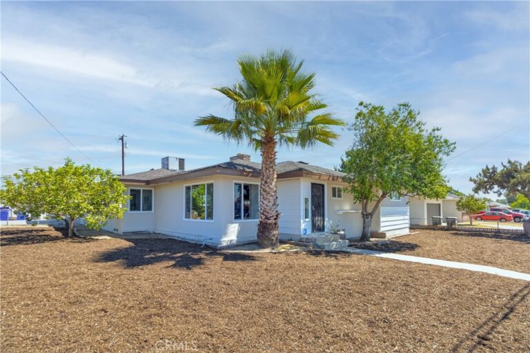 310 E Mariposa, Rialto