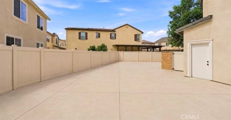 3170 E Chip Smith Way, Ontario
