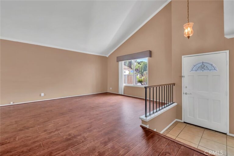 32 Rising Hill Road, Pomona