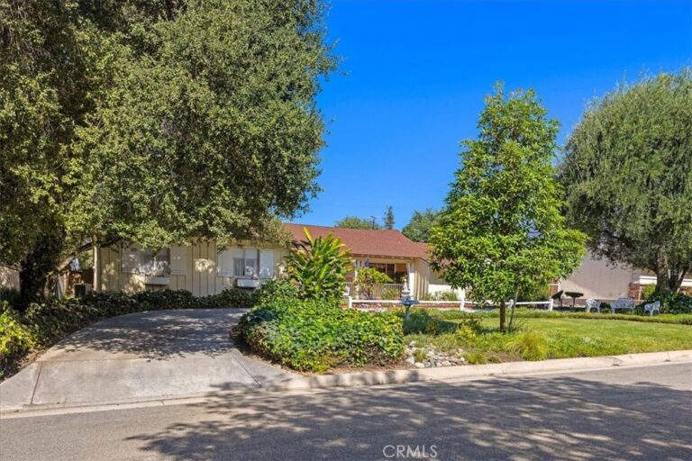 321 Catherine Park, Glendora