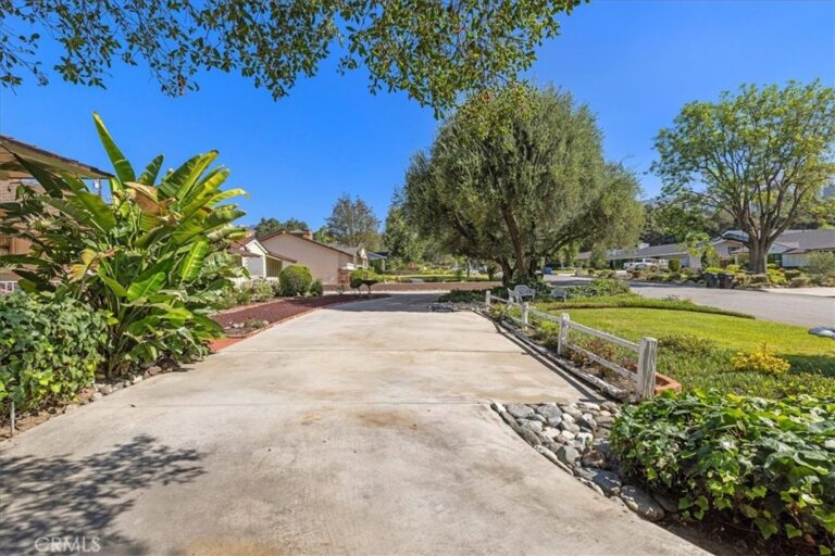 321 Catherine Park, Glendora