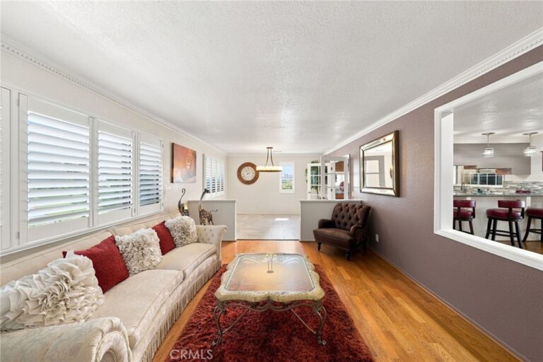 326 E I Street, Ontario
