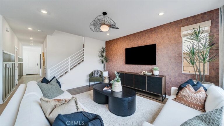 3263 Floral Paseo, Ontario
