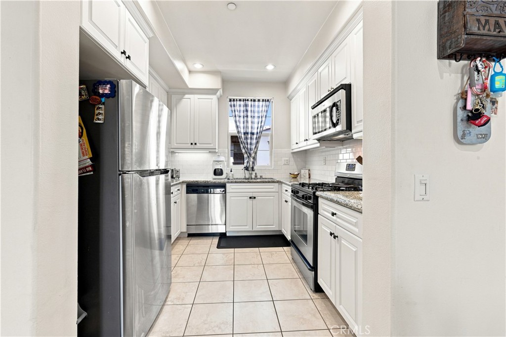 3268 S Westmont Lane #8, Ontario