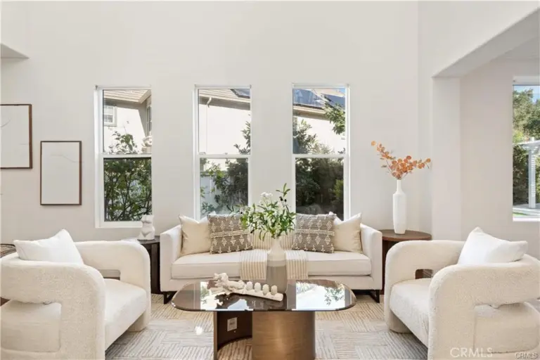 3271 Willow Hollow, Chino Hills