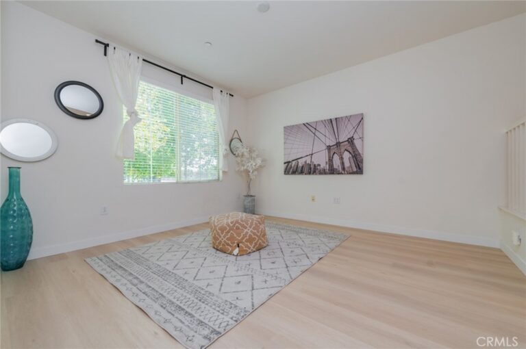 3290 E Yountville #10, Ontario