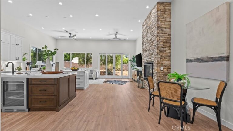 3310 N Mills Avenue, Claremont