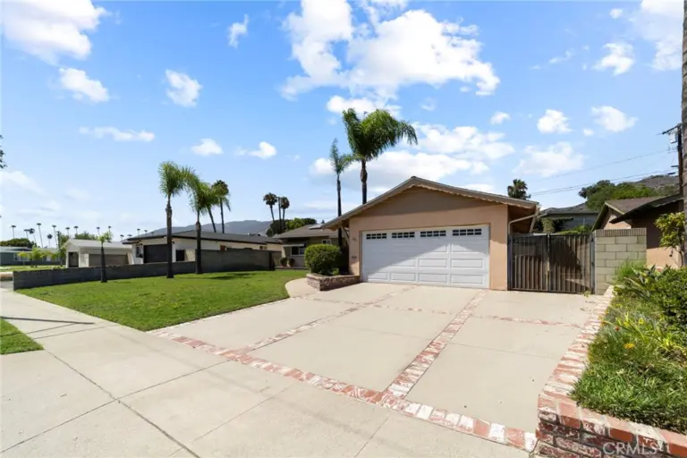 333 E 13th Street, Azusa