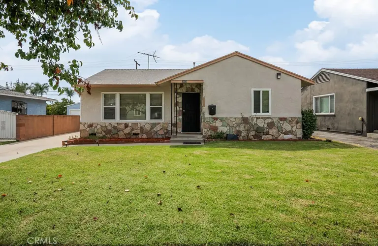 337 S Enid Avenue, Azusa