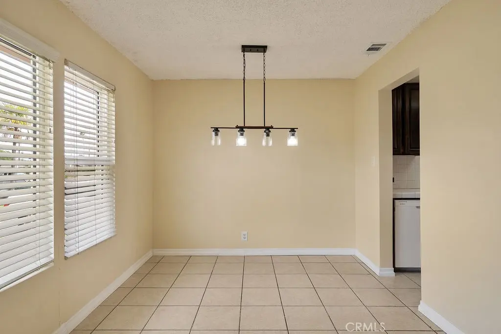 337 S Enid Avenue, Azusa