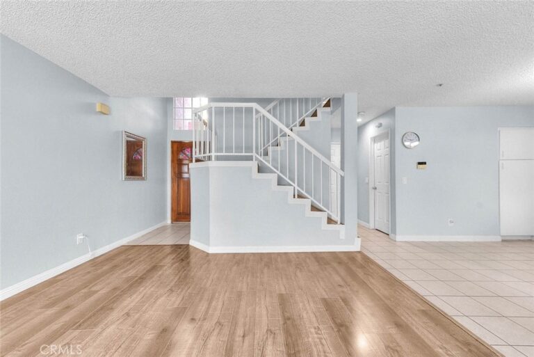 353 E Phillips, Pomona