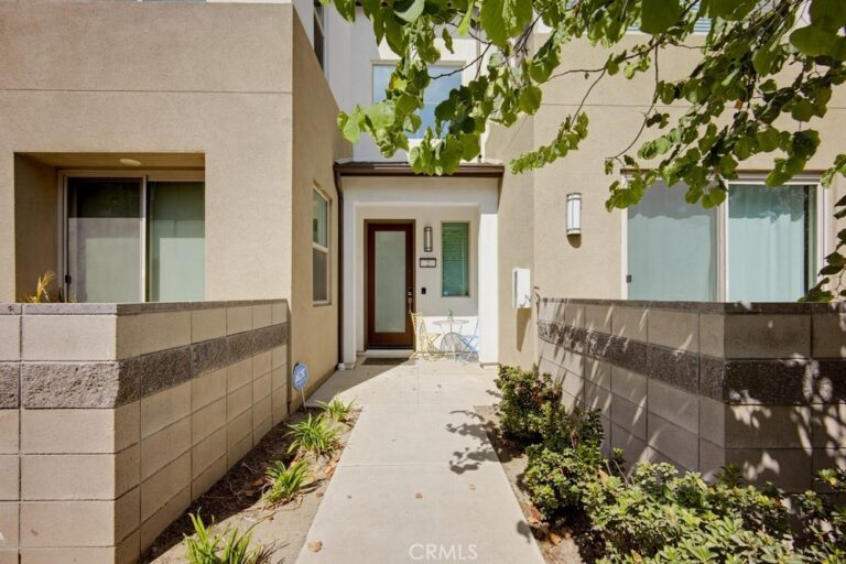 3570 E Peckham Paseo, Ontario