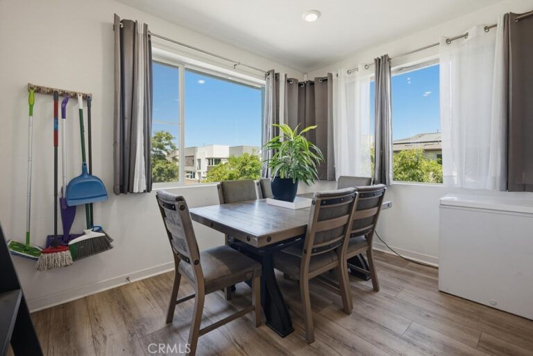 3570 E Peckham Paseo, Ontario