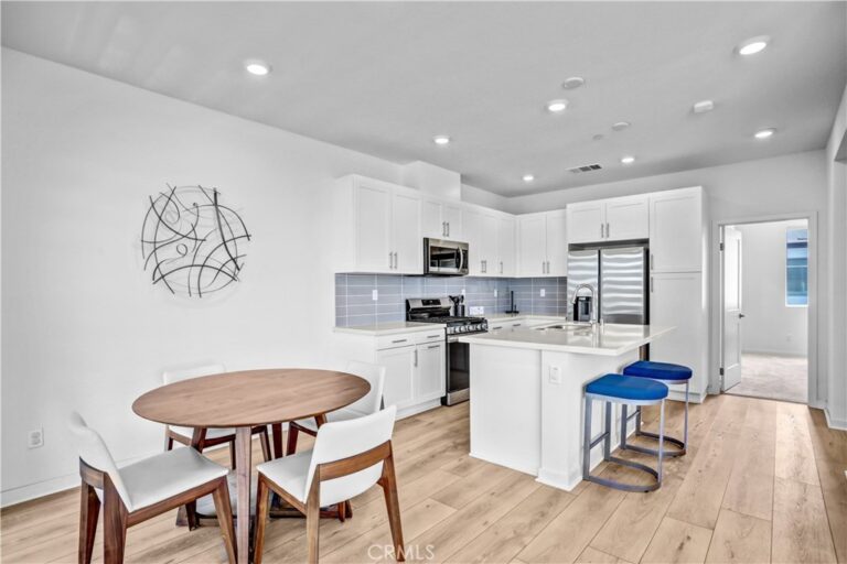 3620 S Allston Paseo #8, Ontario