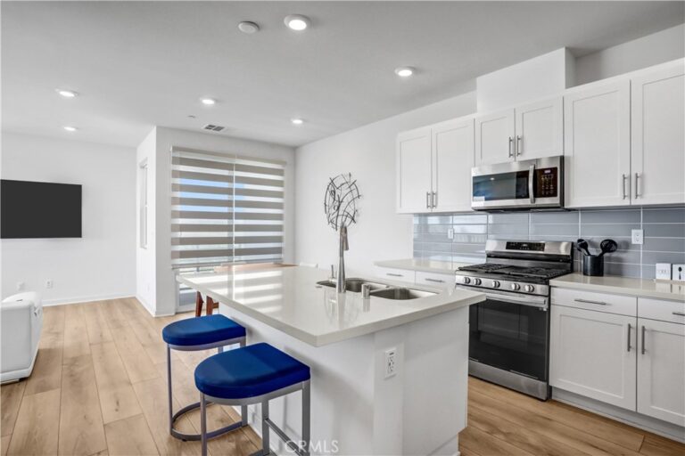 3620 S Allston Paseo #8, Ontario
