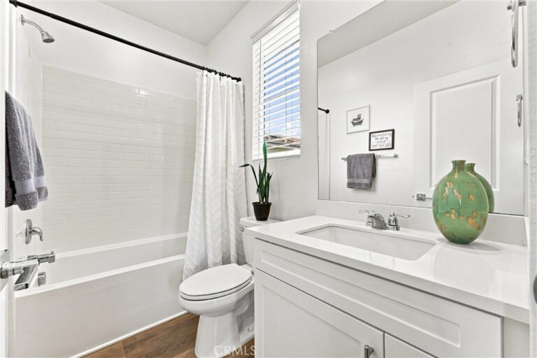 3661 Basanite Avenue, Ontario