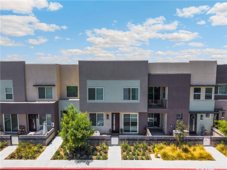 3681 E Jacobson Paseo #9, Ontario