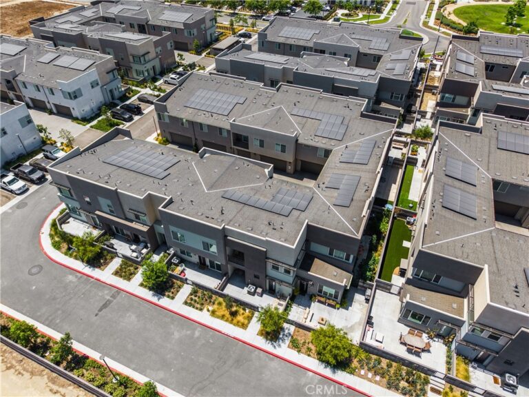 3681 E Jacobson Paseo #9, Ontario