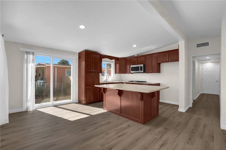 371 Fowler, Pomona