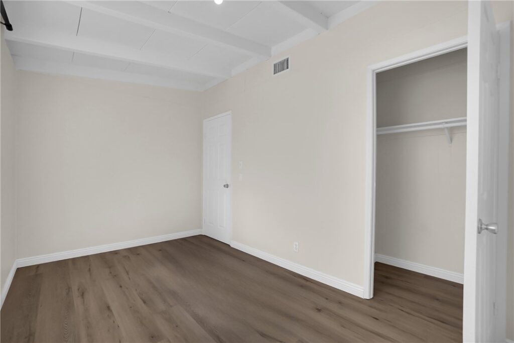 371 Fowler, Pomona