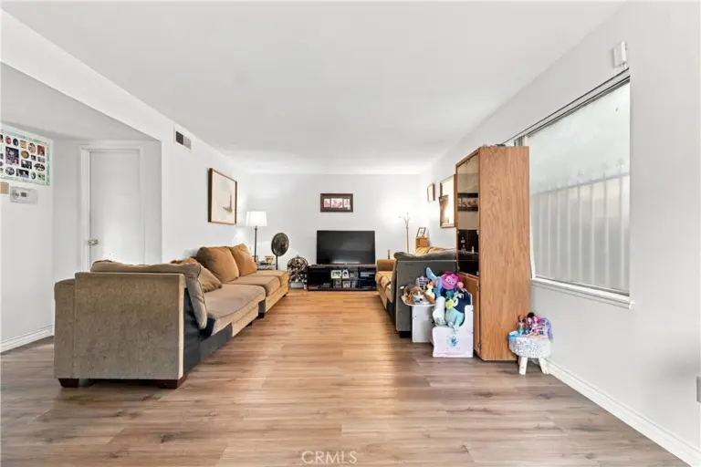 379 E Randall, Rialto