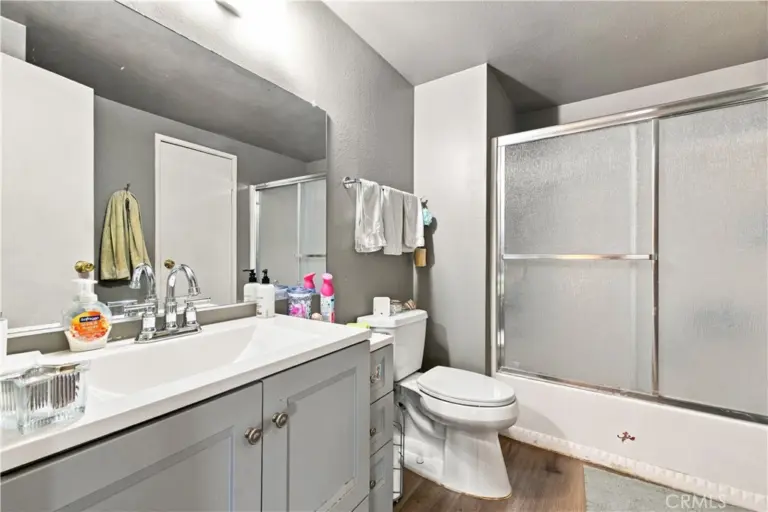 379 E Randall, Rialto