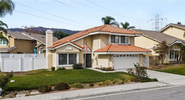 389 Conestoga Road, San Dimas