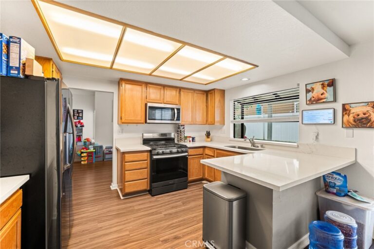 389 Conestoga Road, San Dimas