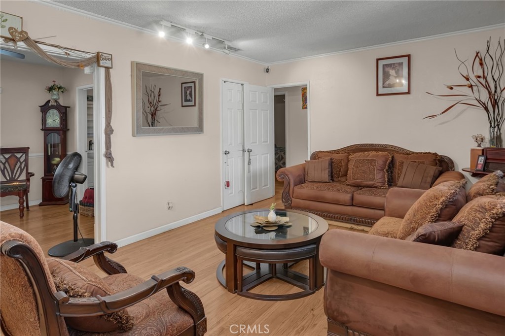394 S Eucalyptus, Rialto