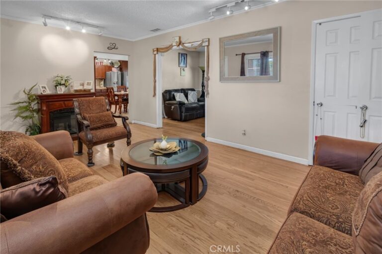 394 S Eucalyptus, Rialto