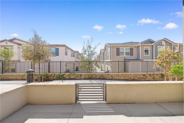 4056 E Peony Paseo #16, Ontario