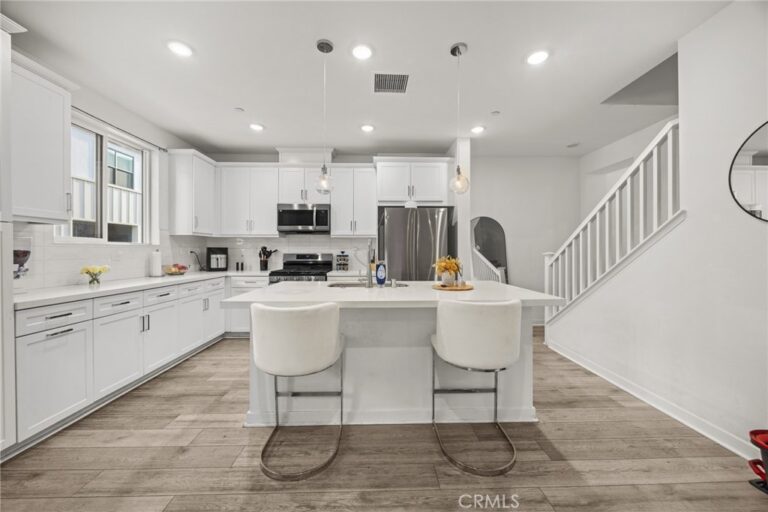 4096 E Luna Paseo #45, Ontario