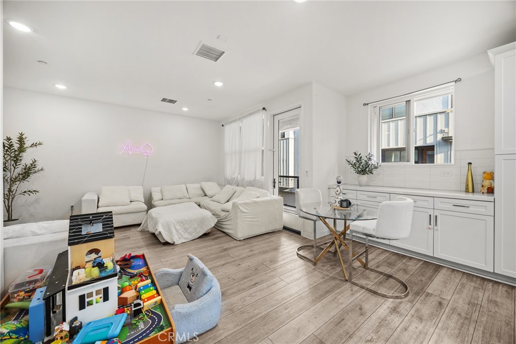 4096 E Luna Paseo #45, Ontario