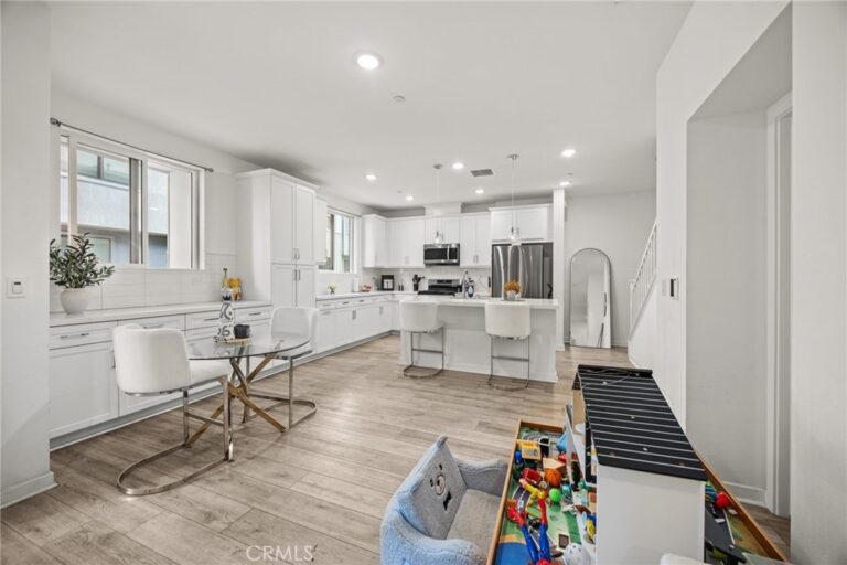 4096 E Luna Paseo #45, Ontario