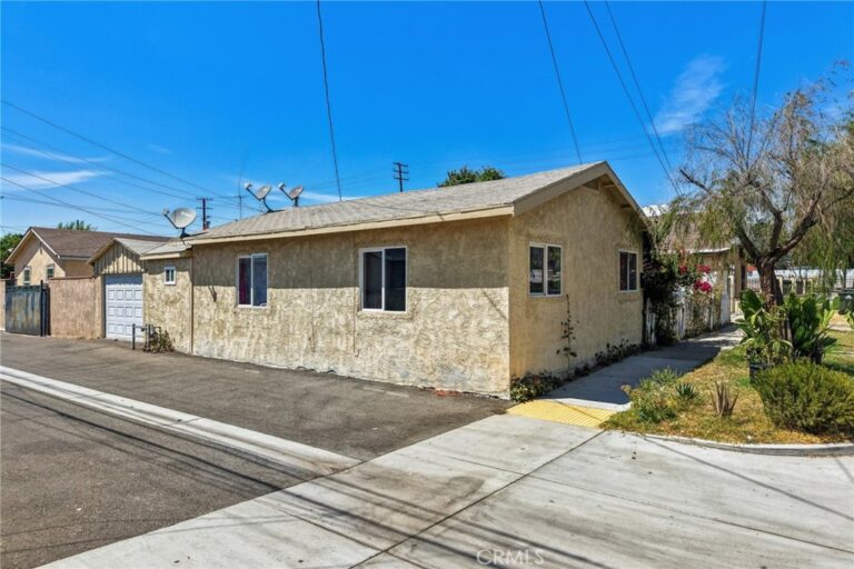 412 S Fern Avenue, Ontario
