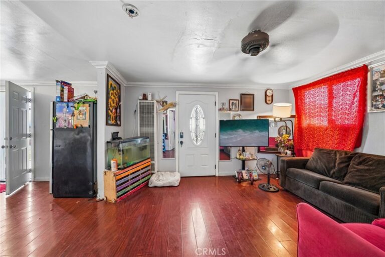 412 S Fern Avenue, Ontario