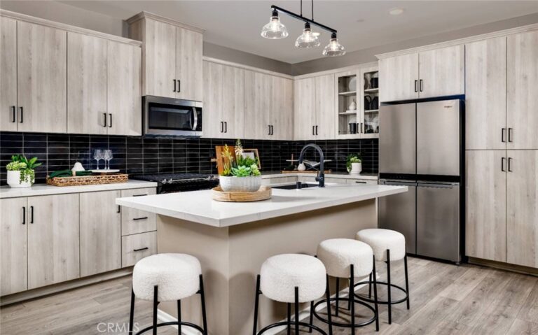 4151 S S. WILDFLAX PASEO #147, Ontario