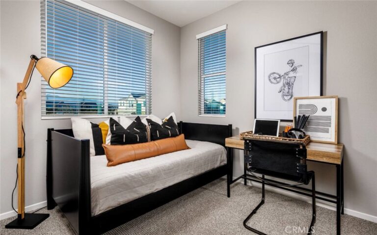 4154 S S. WILDFLAX PASEO #100, Ontario