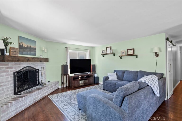420 W 4th, San Dimas