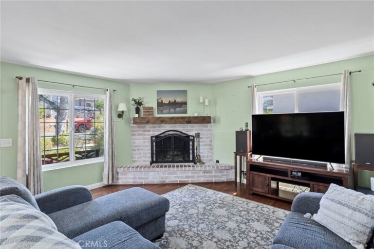 420 W 4th, San Dimas