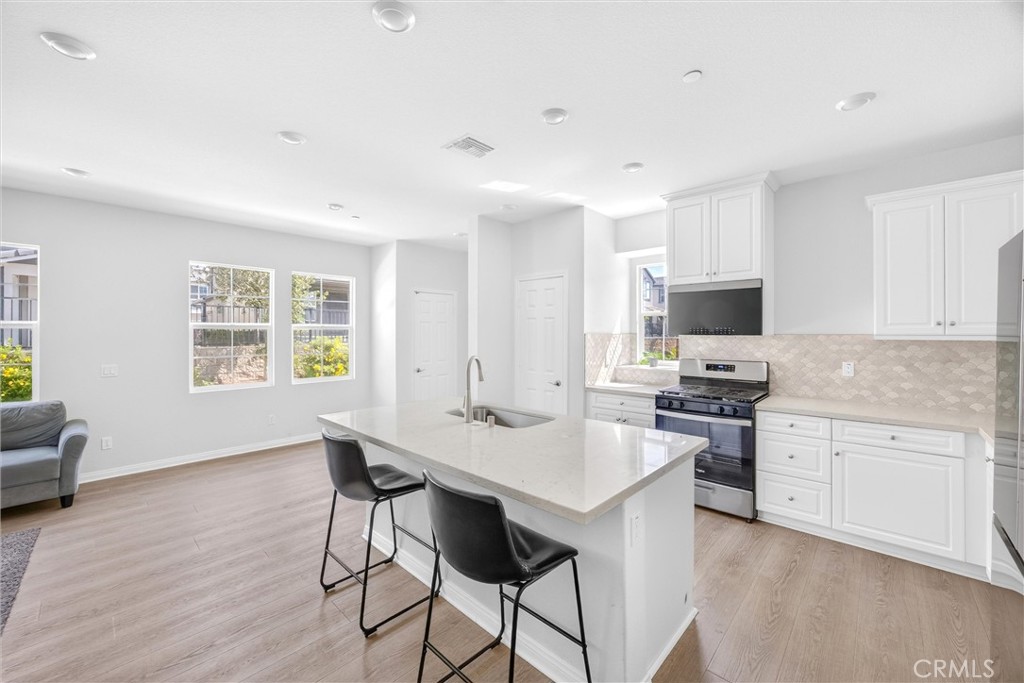 4215 E Carmel Privado, Ontario