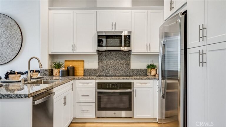 4223 S Gasly Paseo, Ontario