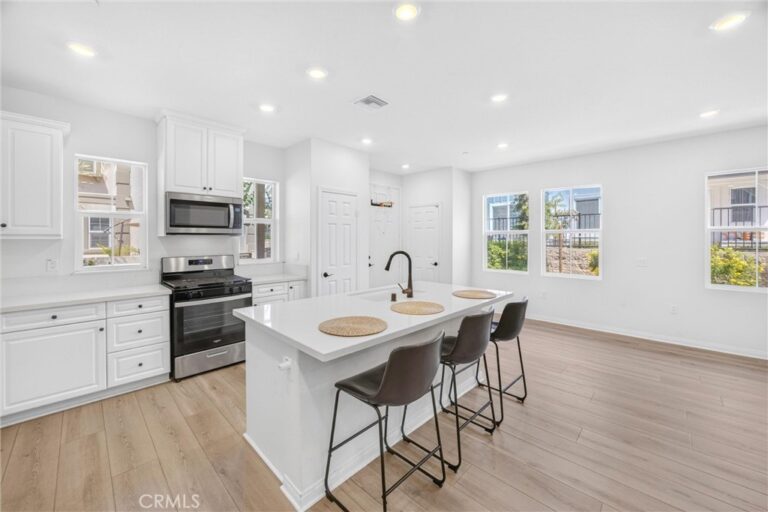 4229 E Carmel Privado, Ontario